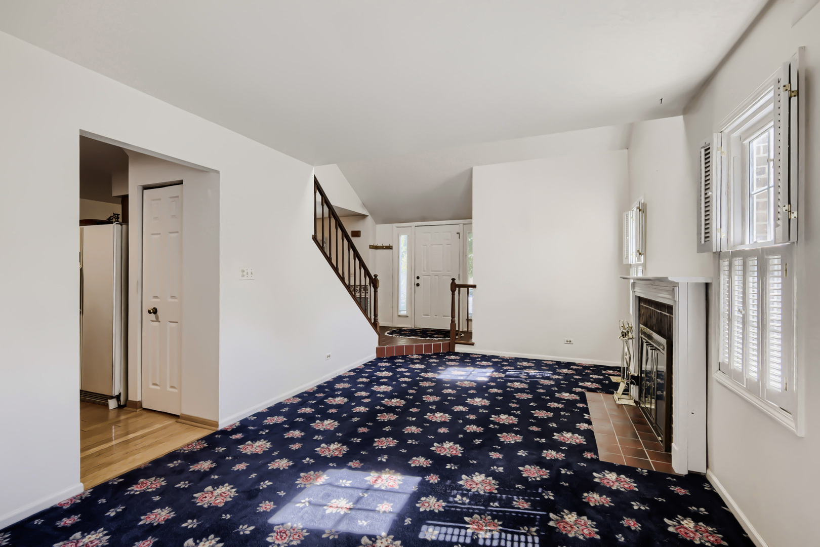 159 Bright Ridge Drive, Schaumburg, IL 60194