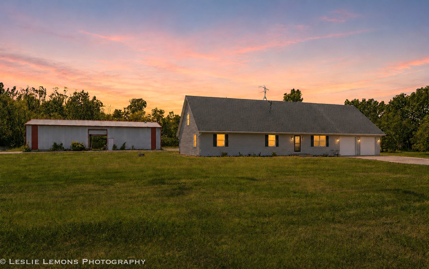 8705 E Pine Bluff Road, Coal City, IL 60416