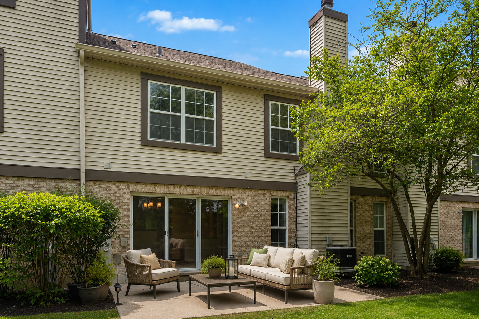 2772 Whitlock Drive, Darien, IL 60561