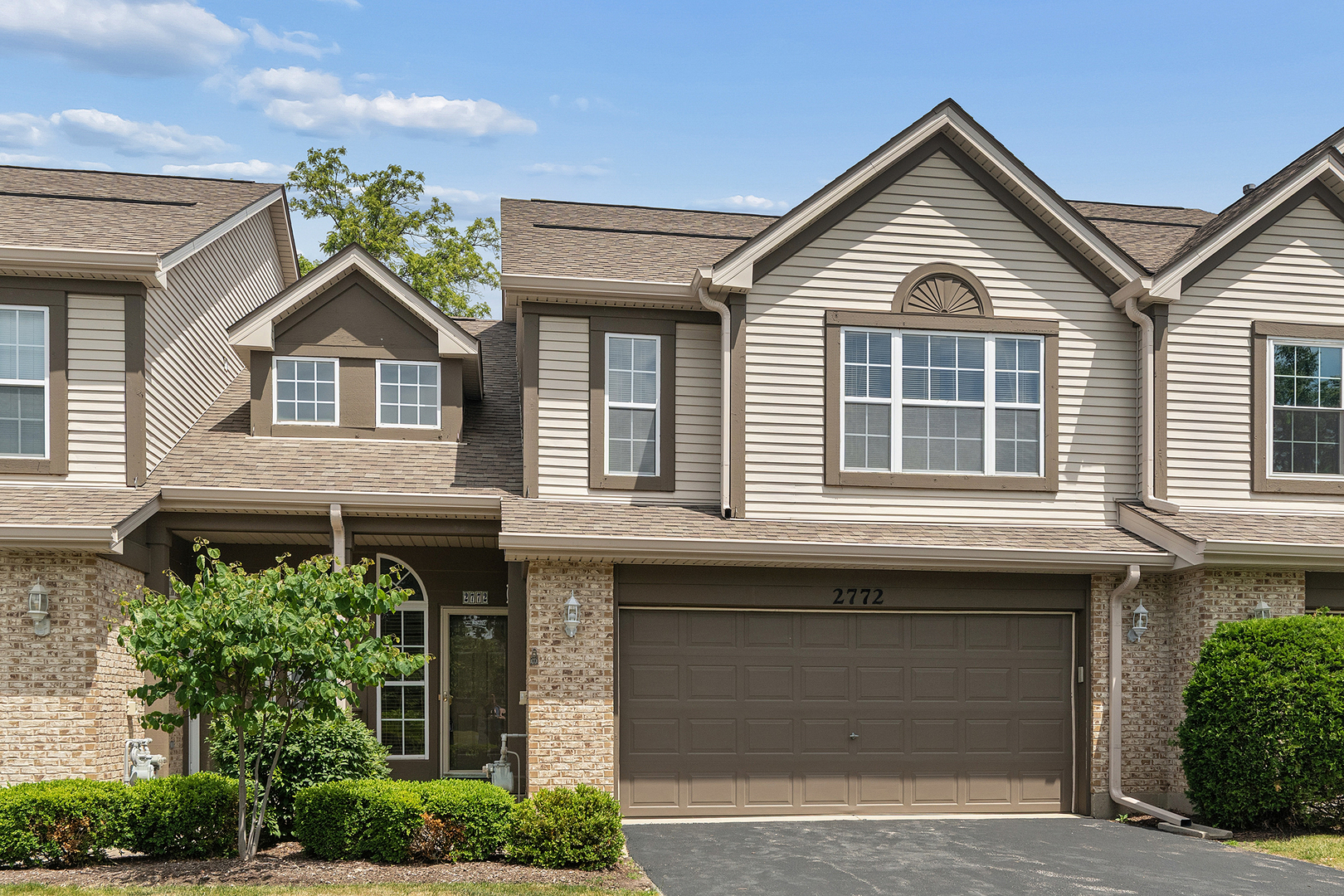 2772 Whitlock Drive, Darien, IL 60561