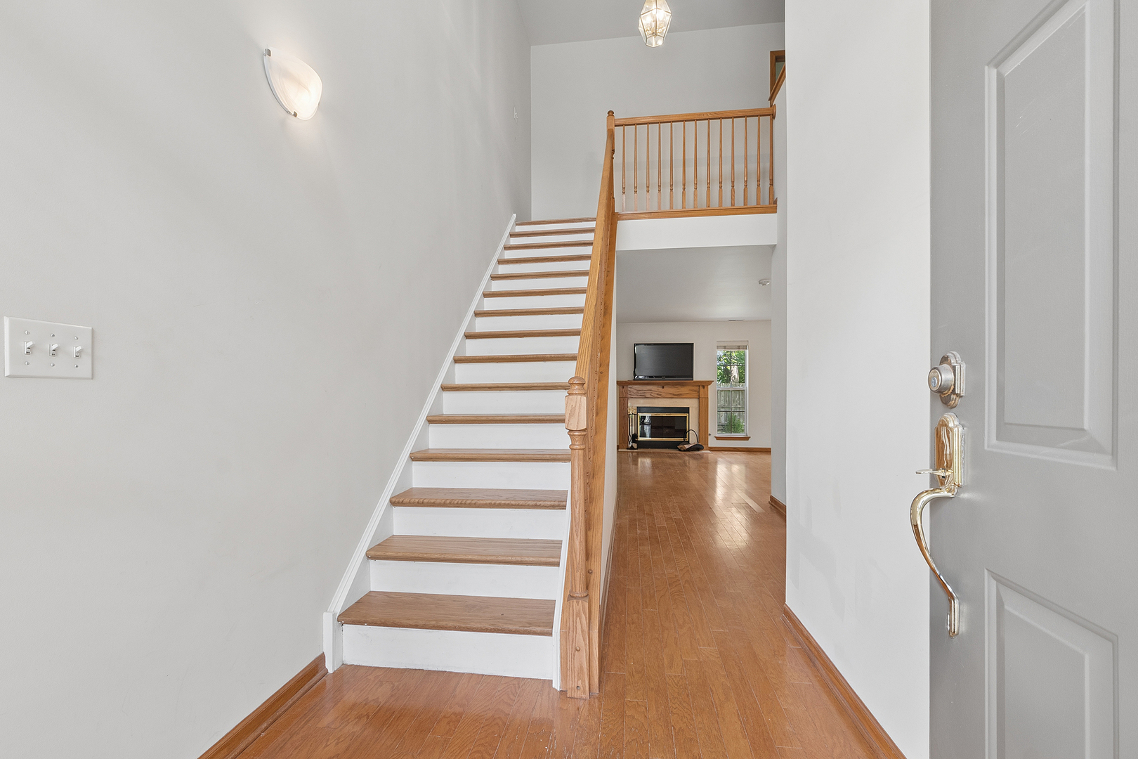 2772 Whitlock Drive, Darien, IL 60561