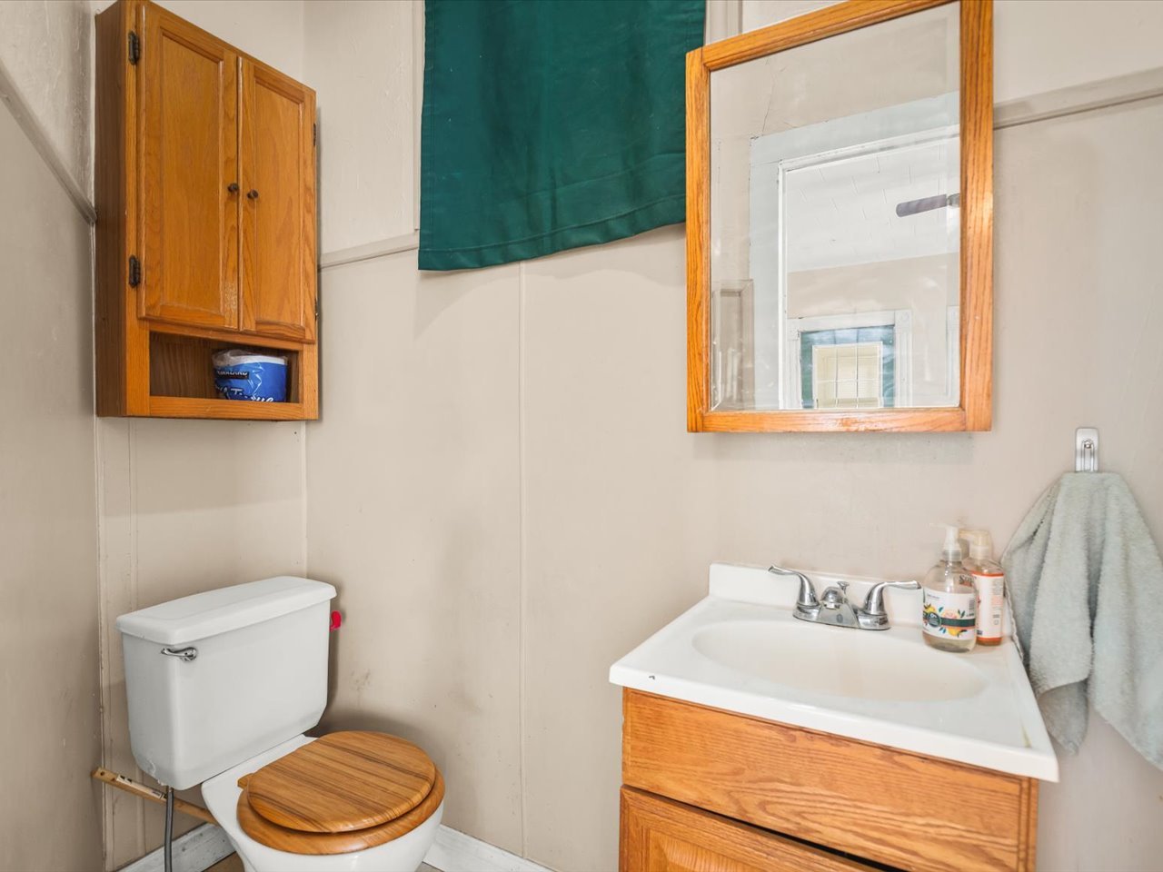 927 E Lincoln Avenue, Belvidere, IL 61008