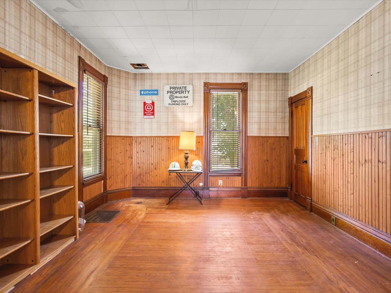 927 E Lincoln Avenue, Belvidere, IL 61008