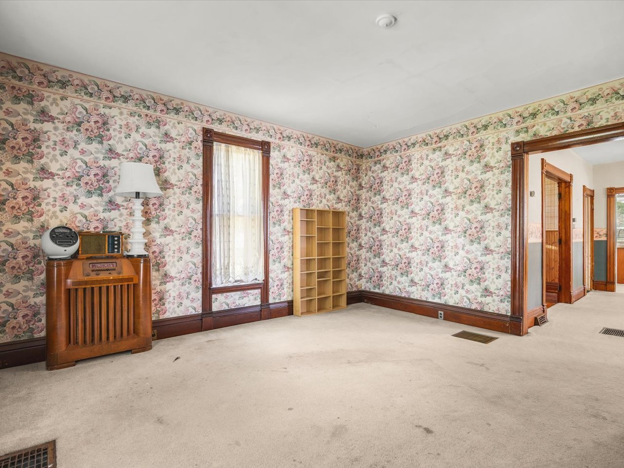 927 E Lincoln Avenue, Belvidere, IL 61008