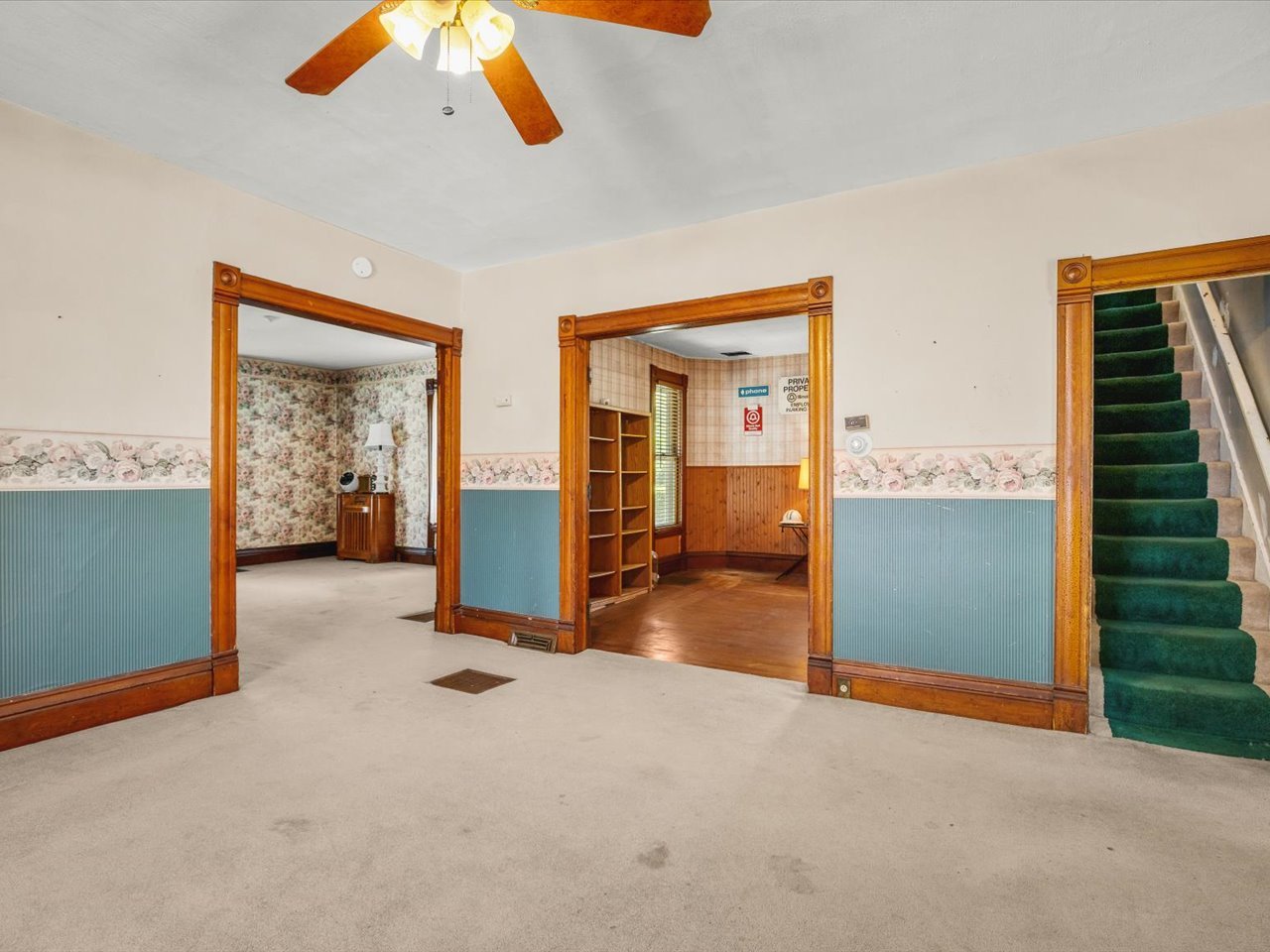 927 E Lincoln Avenue, Belvidere, IL 61008