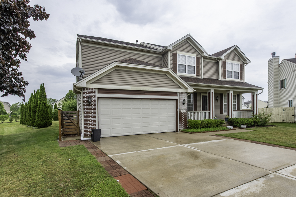 39689 LYNSEE Court, Beach Park, IL 60083