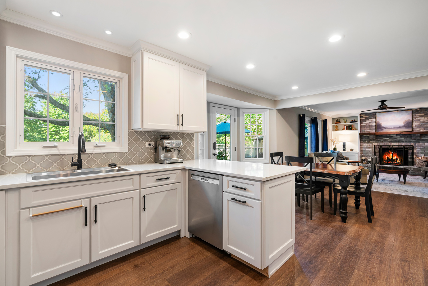 629 JOSHUA Court, Naperville, IL 60540