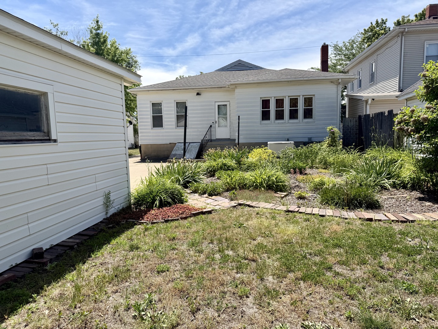 822 W Lafayette Street, Ottawa, IL 61350