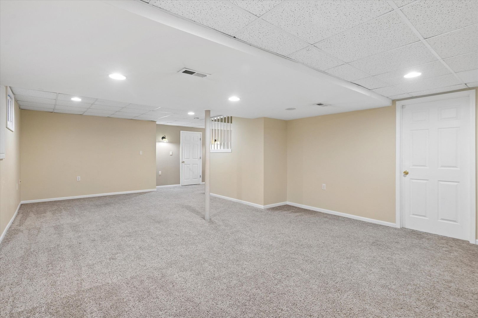 2778 Miller Road, Geneva, IL 60134