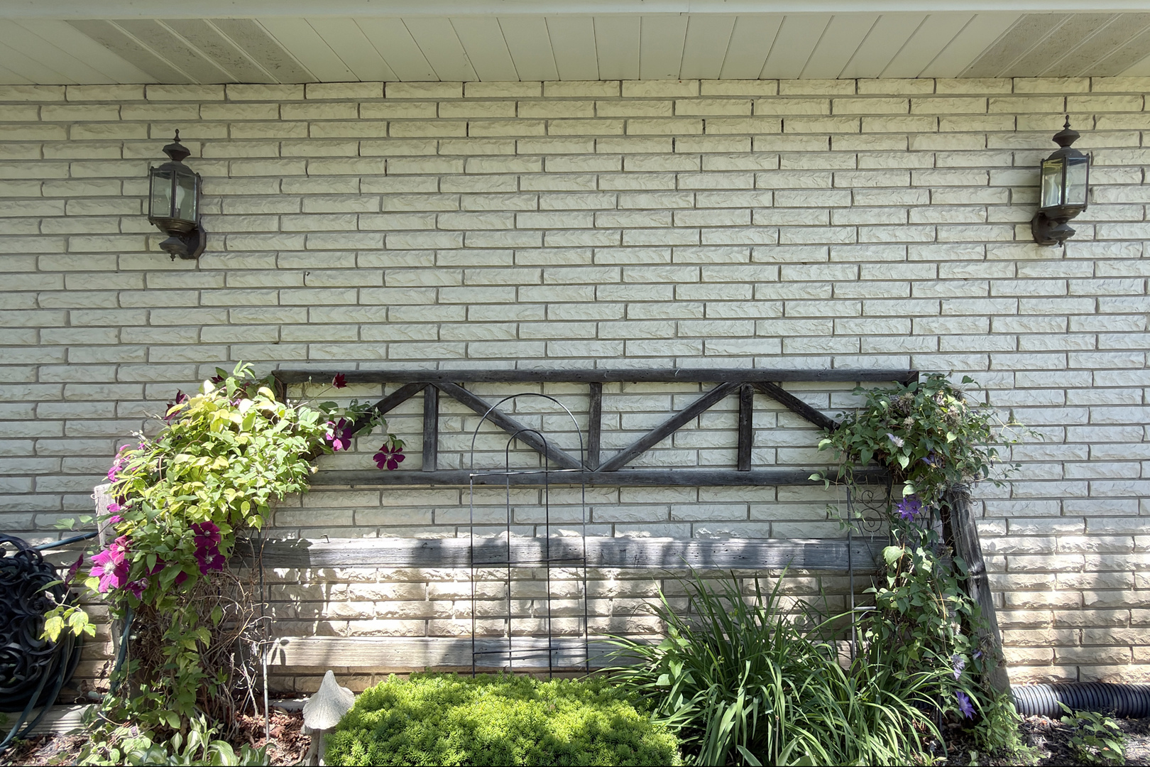 34841 N leonard Avenue, Ingleside, IL 60041