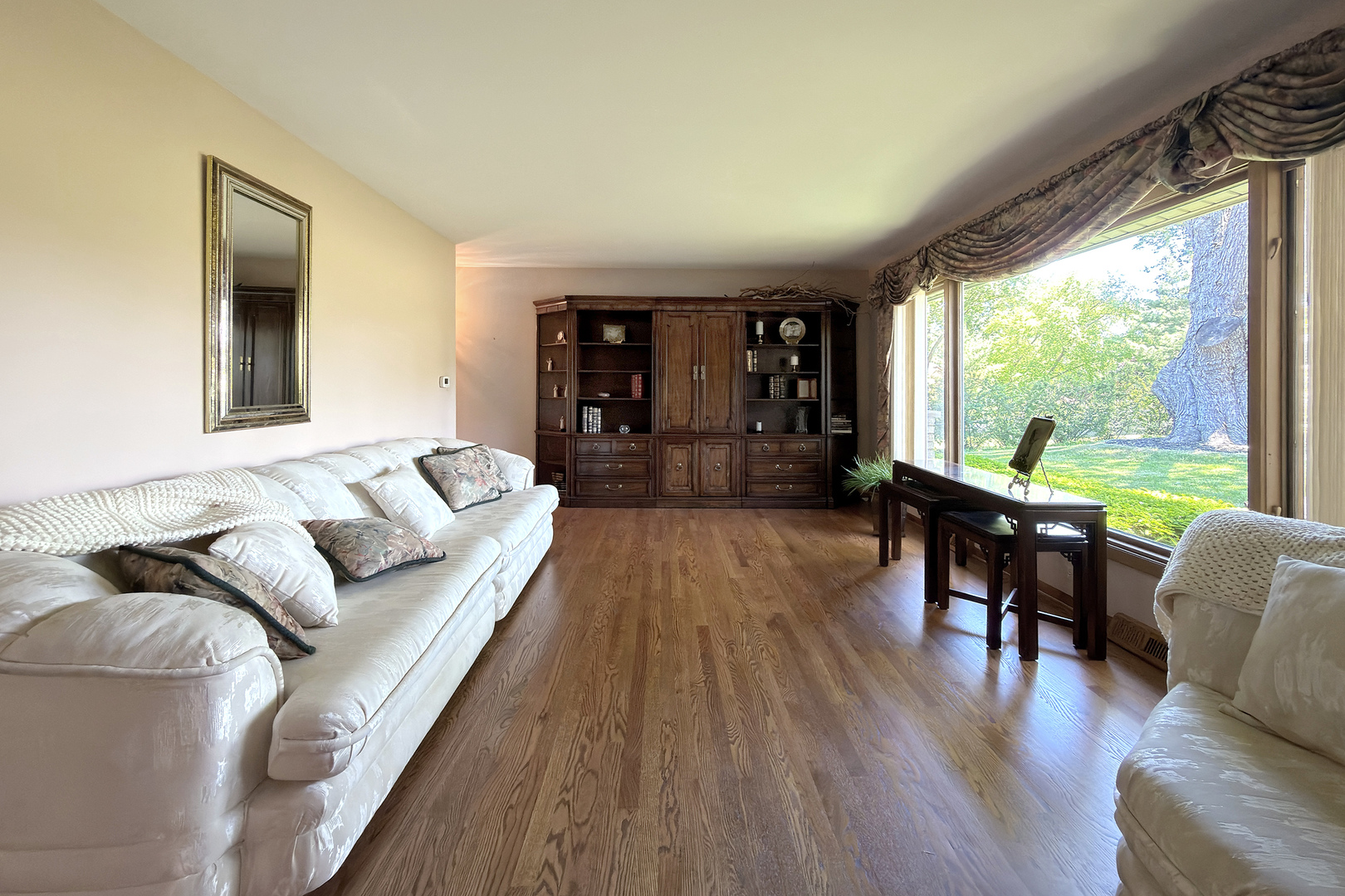 34841 N leonard Avenue, Ingleside, IL 60041