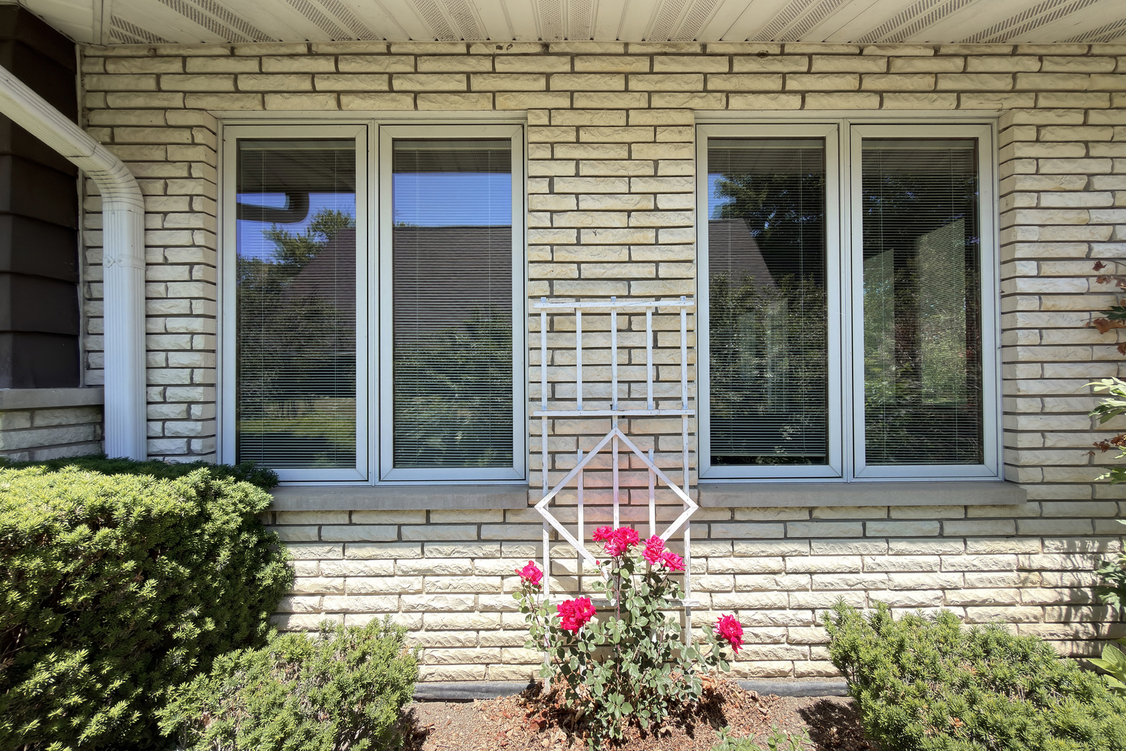 34841 N leonard Avenue, Ingleside, IL 60041