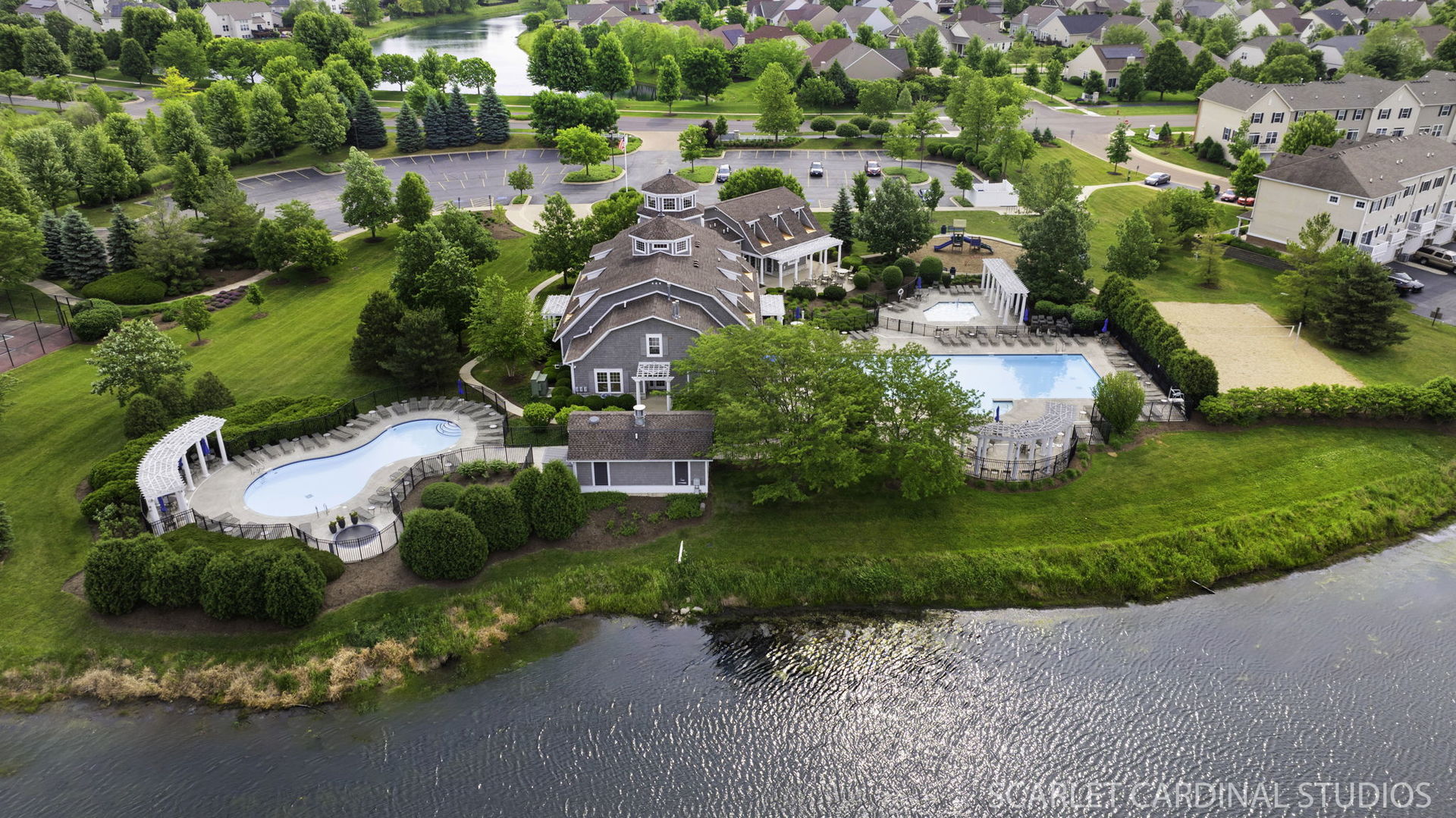 221 Willington Way, Oswego, IL 60543