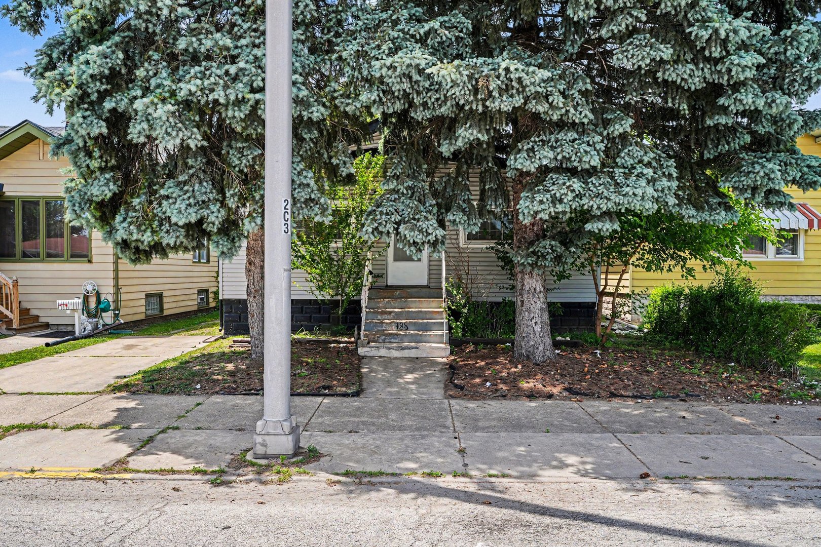 988 Wentworth Avenue, Calumet City, IL 60409