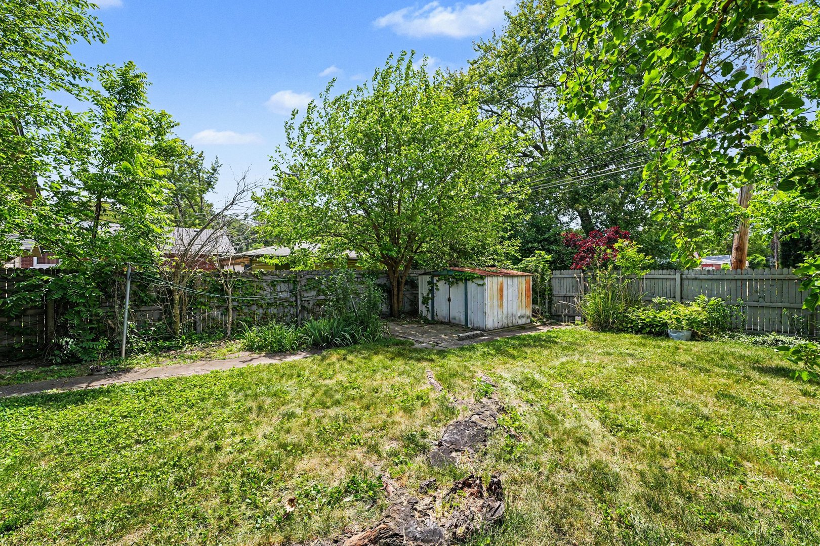 988 Wentworth Avenue, Calumet City, IL 60409