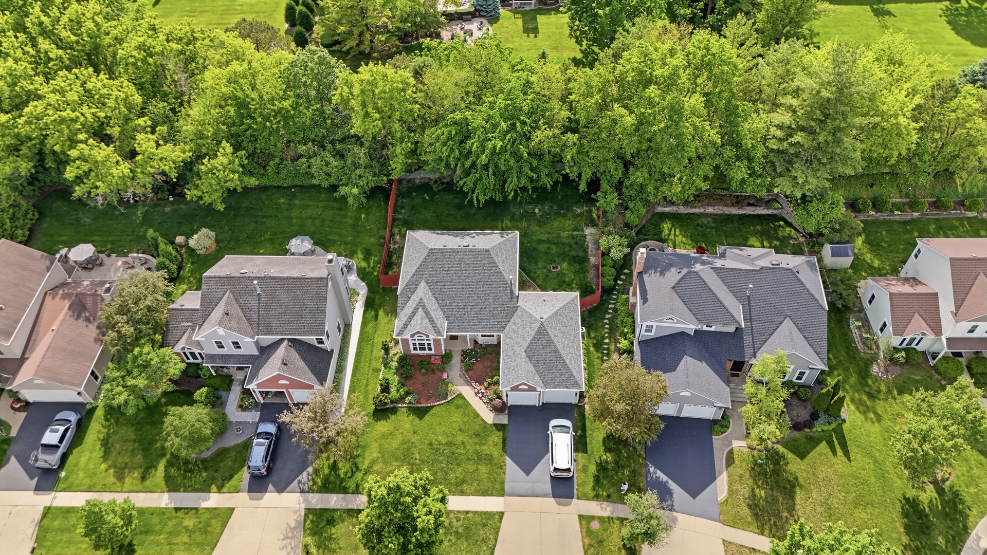 4310 Forest Glen Drive, Hoffman Estates, IL 60192