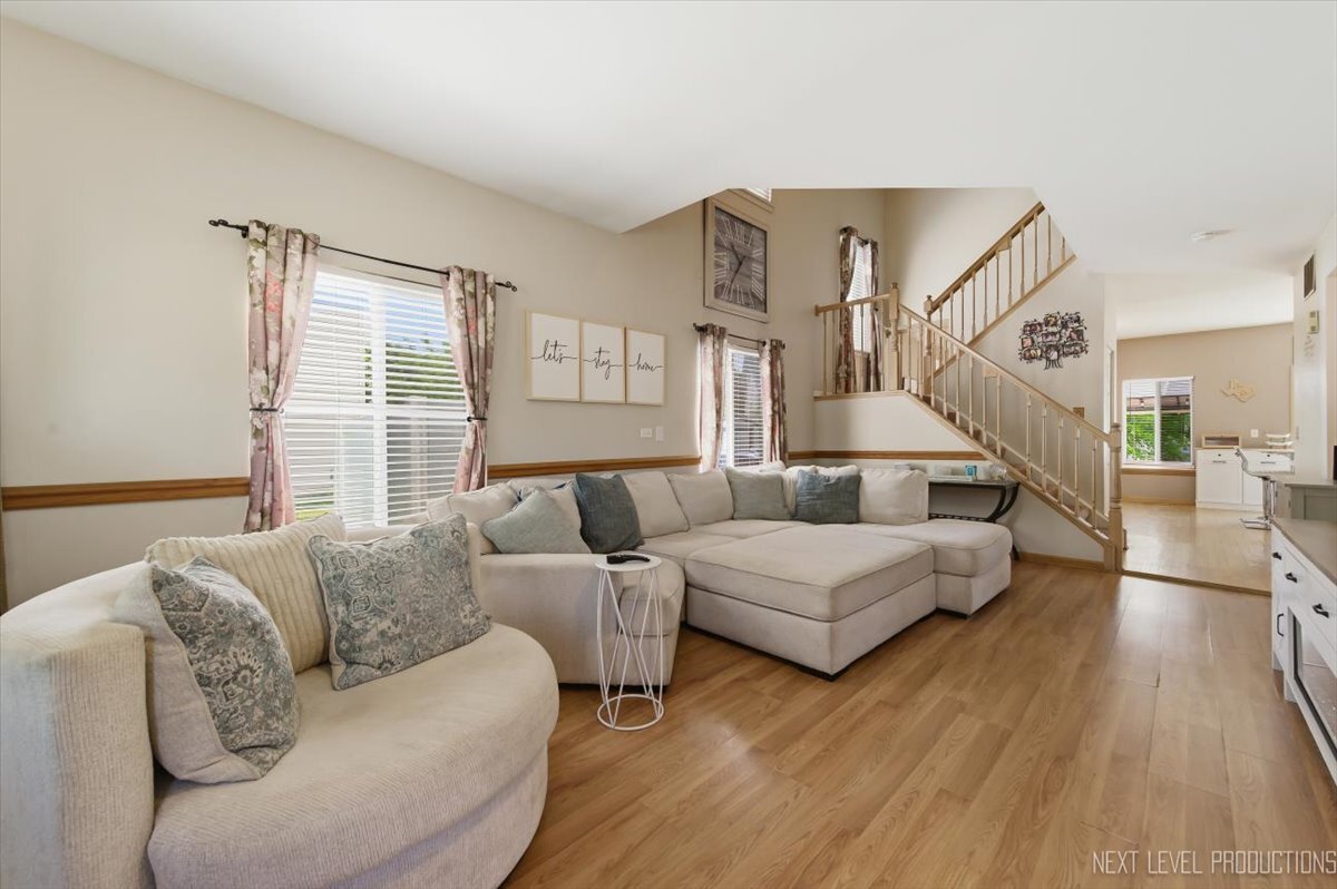 2810 Ledgestone Court, Naperville, IL 60564