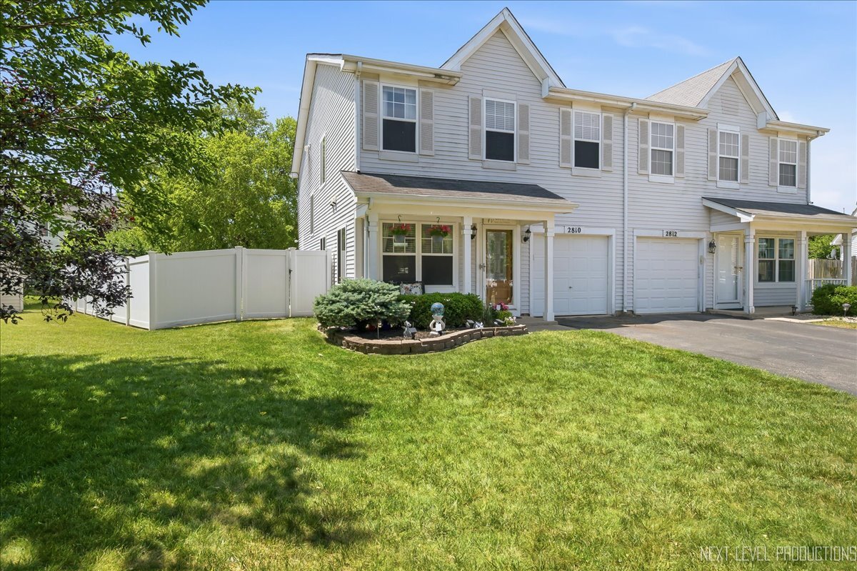 2810 Ledgestone Court, Naperville, IL 60564