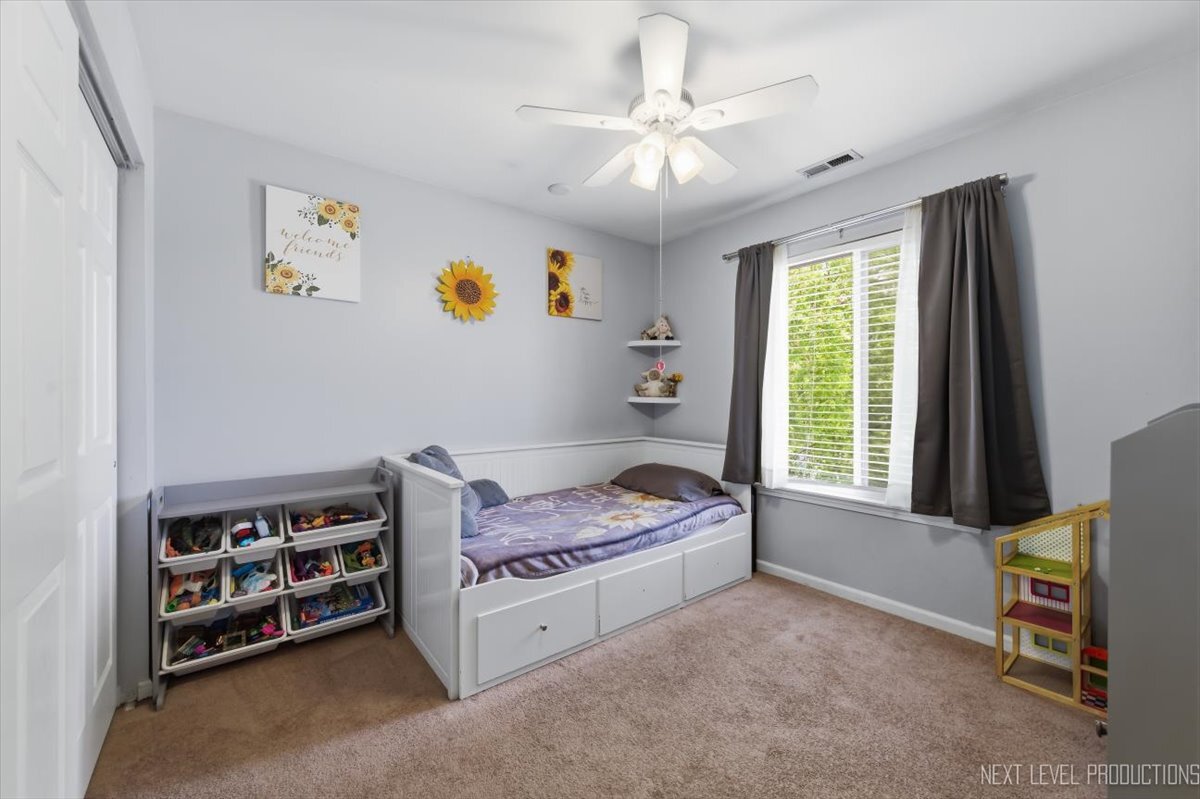 2810 Ledgestone Court, Naperville, IL 60564
