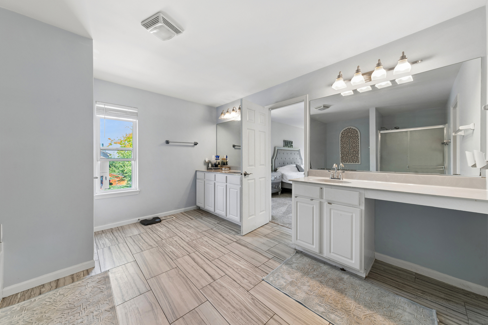 1702 Stonegate Drive, Montgomery, IL 60538