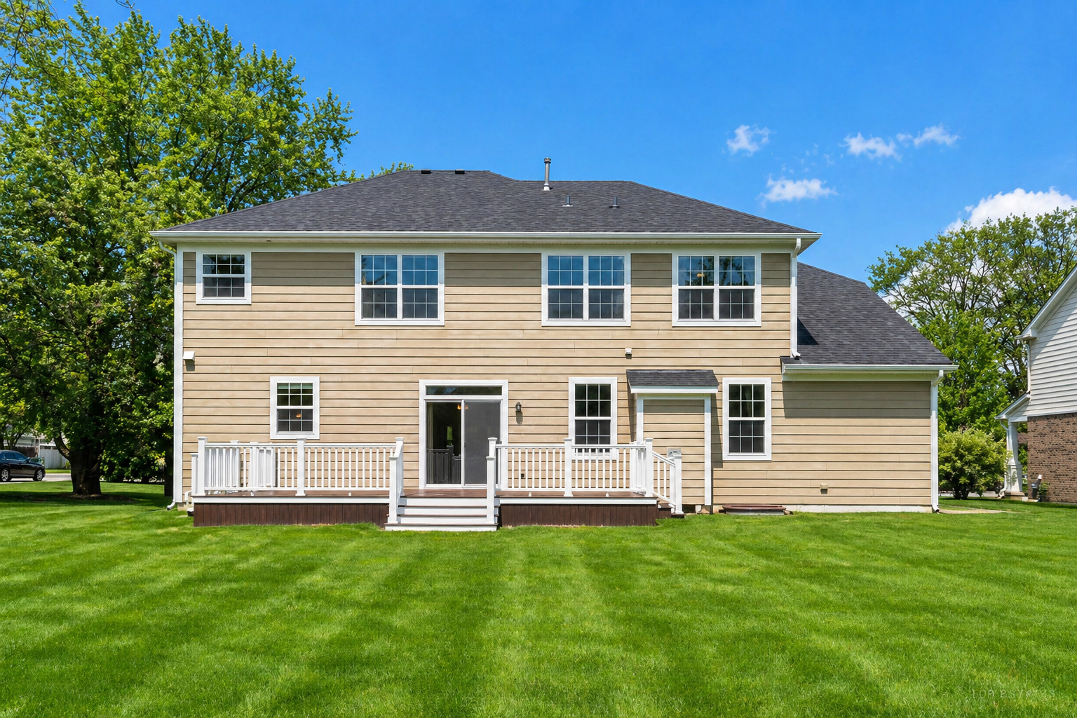 1551 E Olive Street, Palatine, IL 60074
