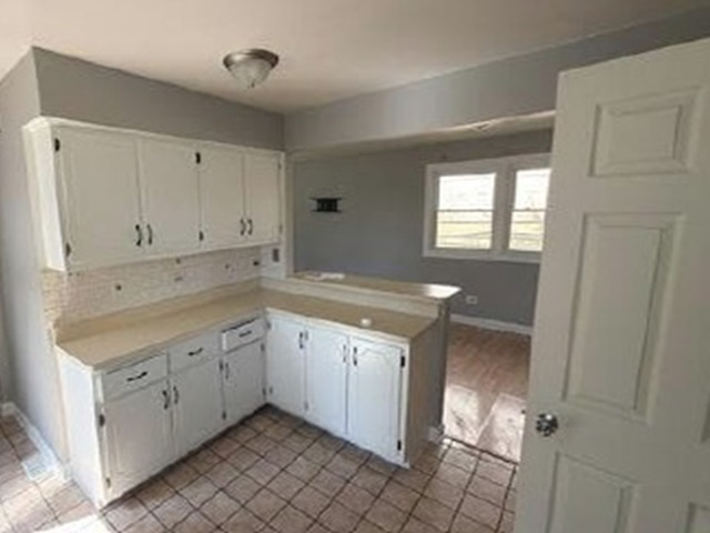 7314 W 115th Street, Worth, IL 60482