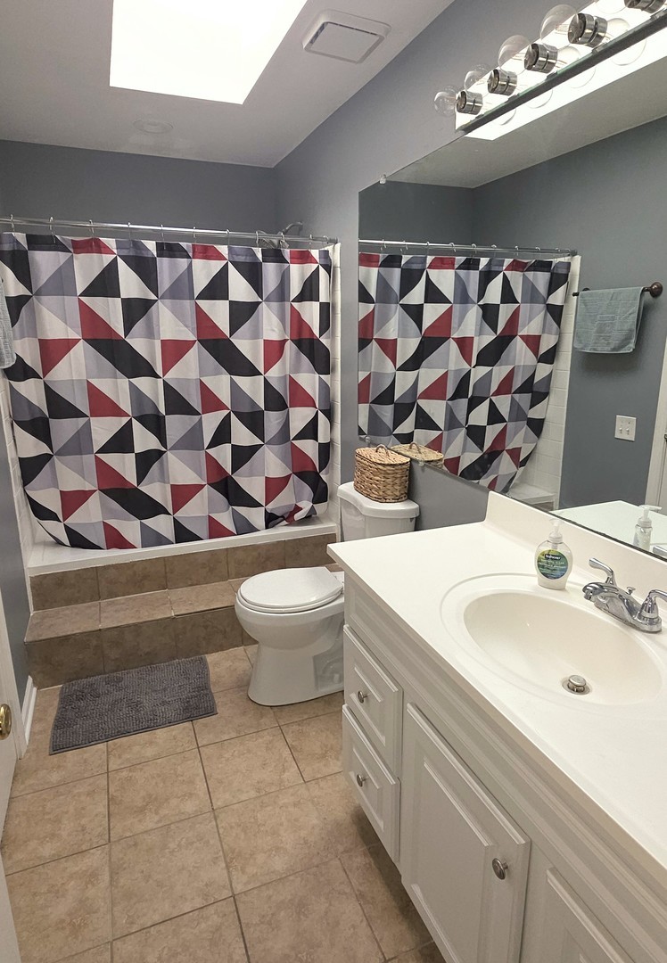 2053 Teton Parkway, Algonquin, IL 60102