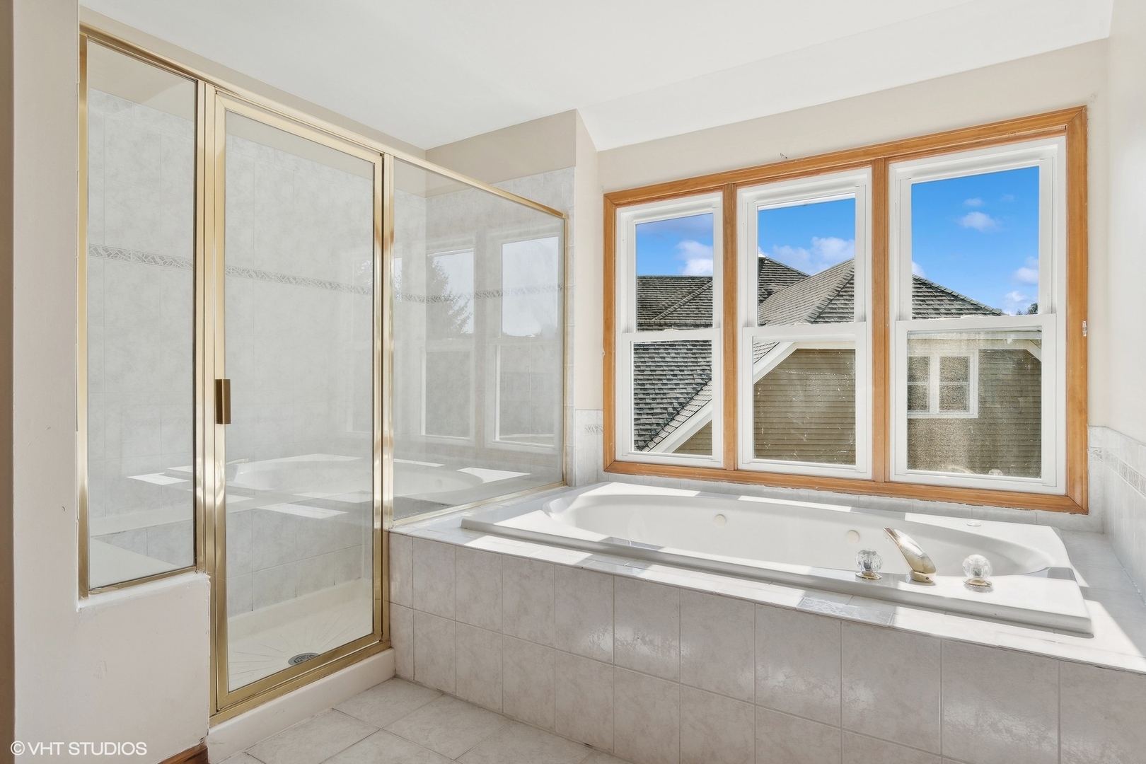 2327 Flat Rock Court, Naperville, IL 60564