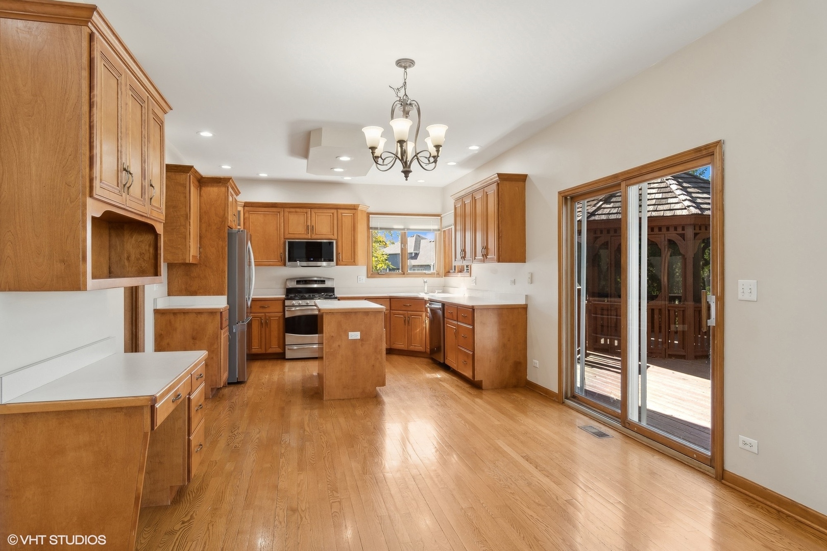 2327 Flat Rock Court, Naperville, IL 60564