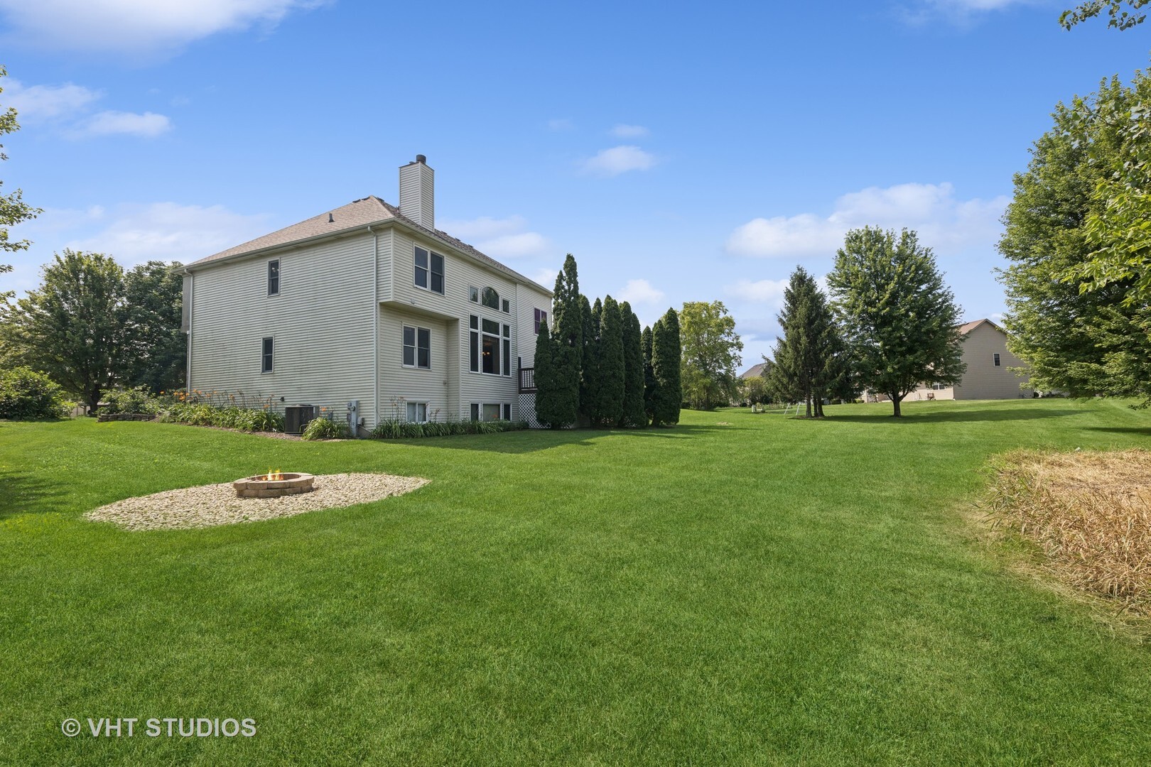 2327 Flat Rock Court, Naperville, IL 60564
