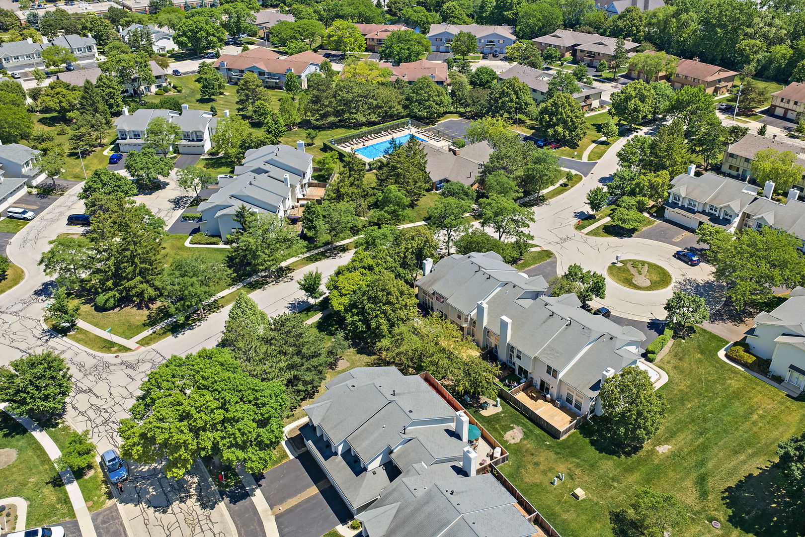 621 Newbury Lane, Schaumburg, IL 60173
