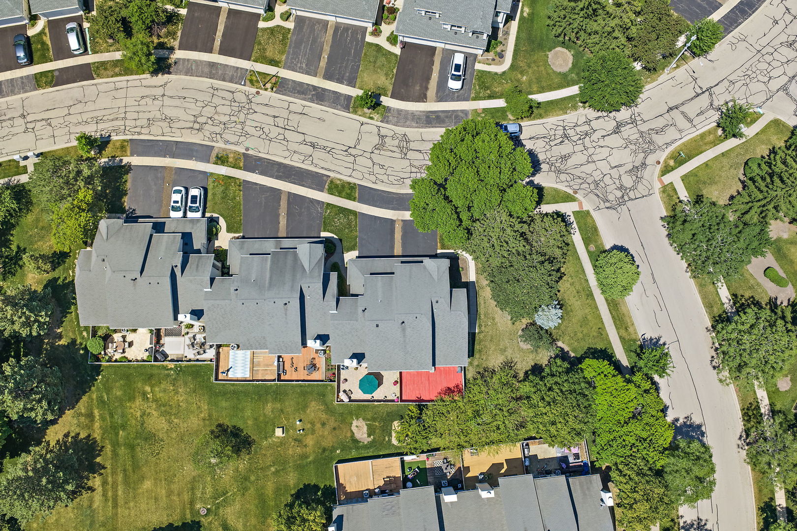 621 Newbury Lane, Schaumburg, IL 60173