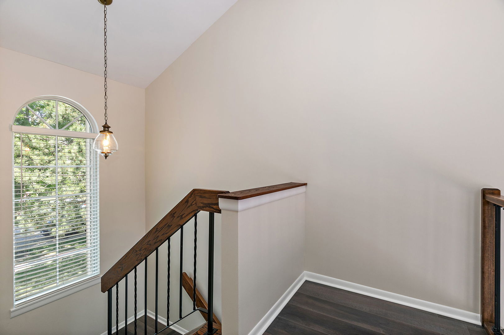 621 Newbury Lane, Schaumburg, IL 60173