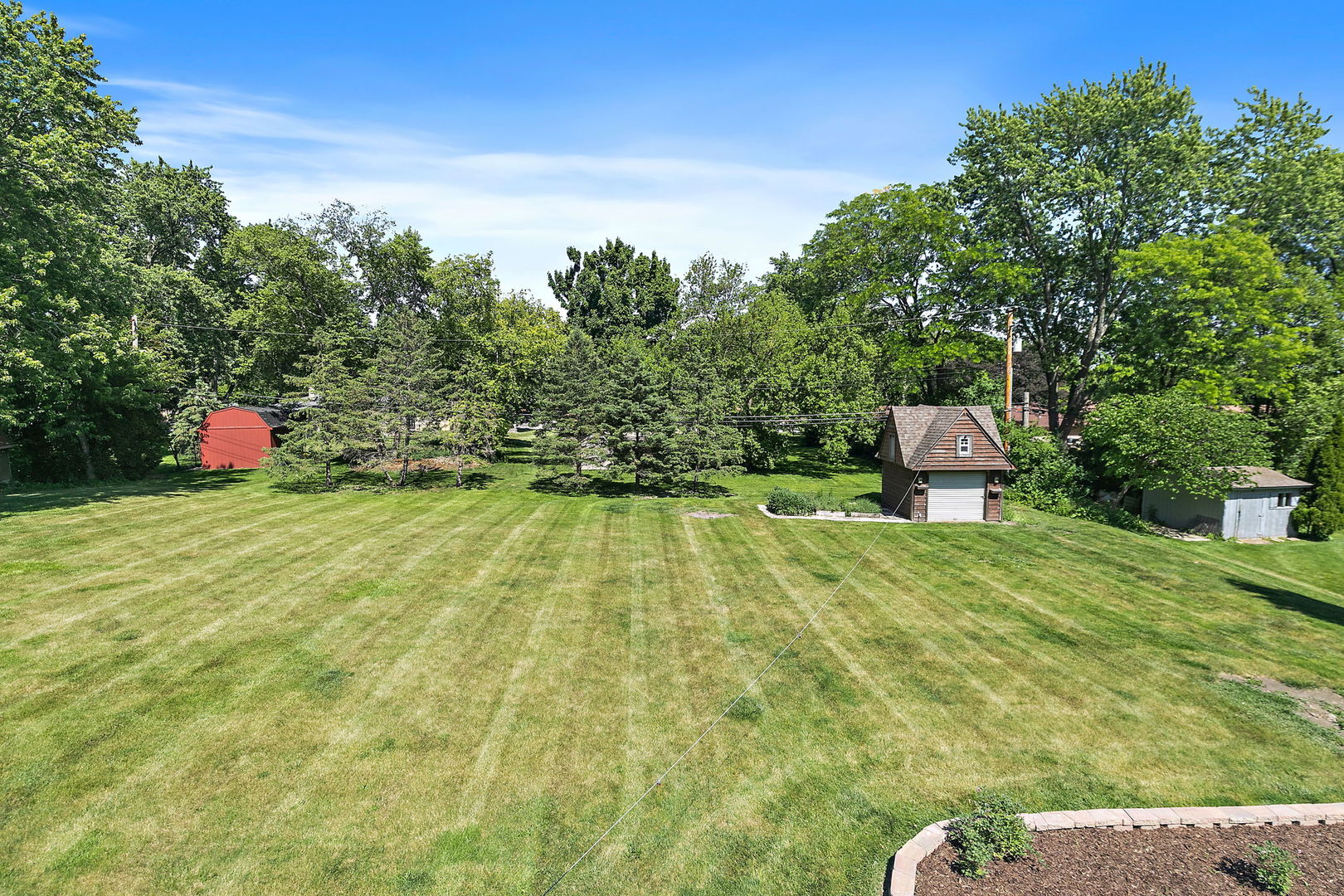 1439 Blackhawk Drive, Schaumburg, IL 60193