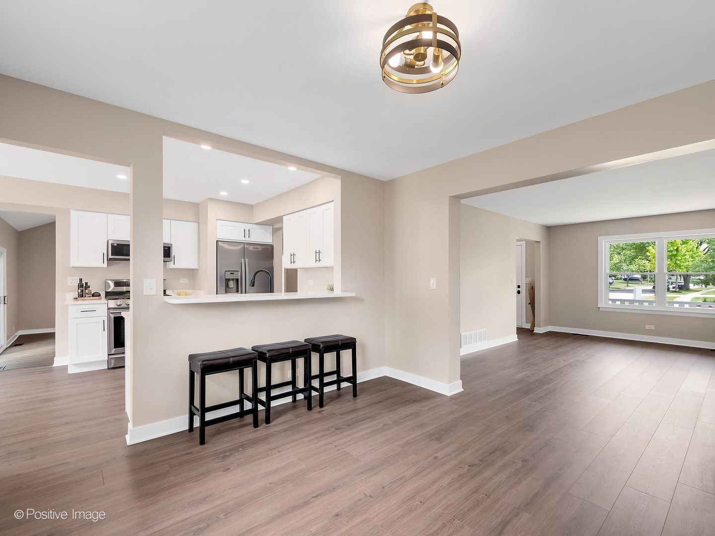 6620 Oak Tree Trail, Woodridge, IL 60517