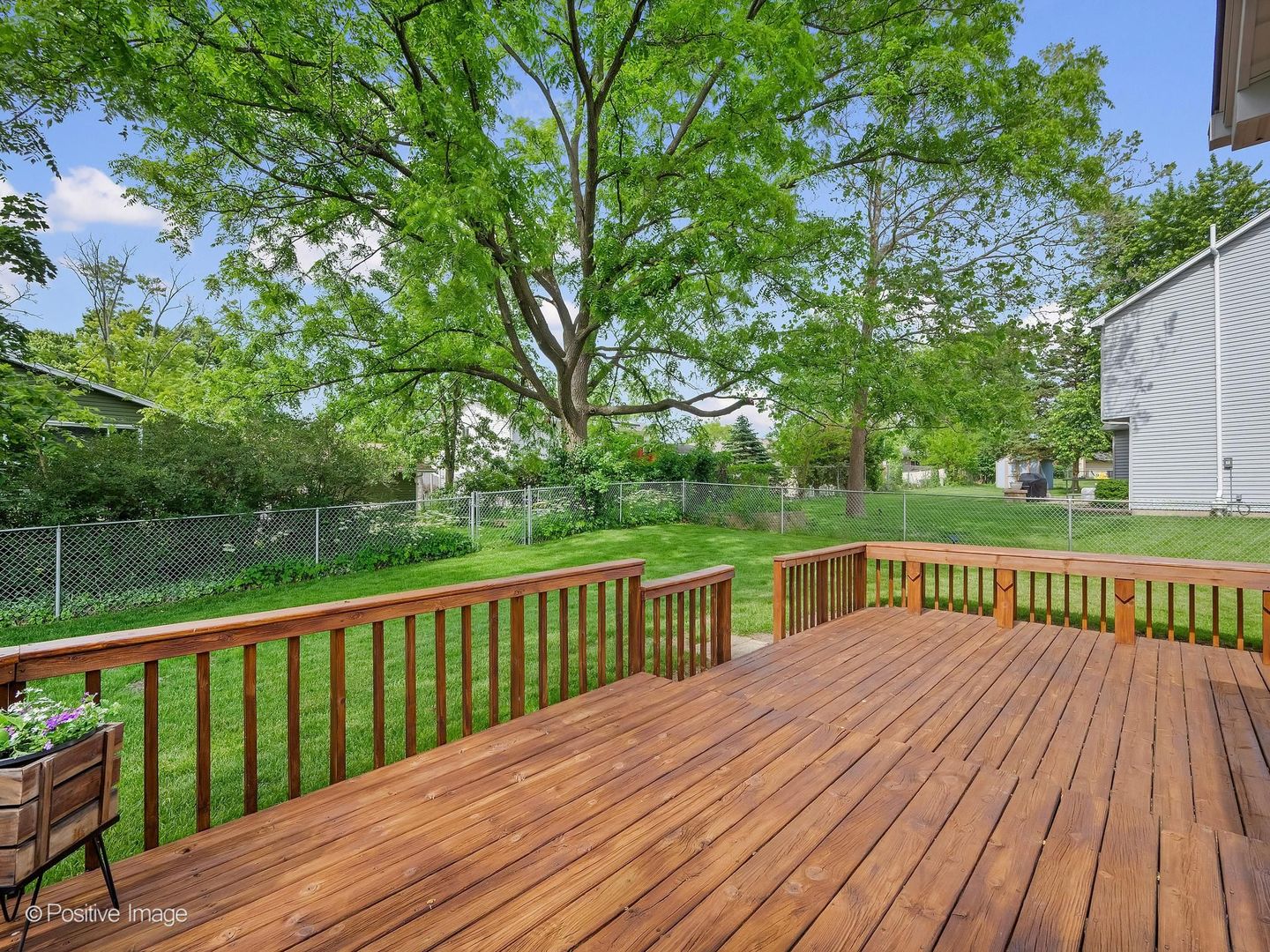 6620 Oak Tree Trail, Woodridge, IL 60517