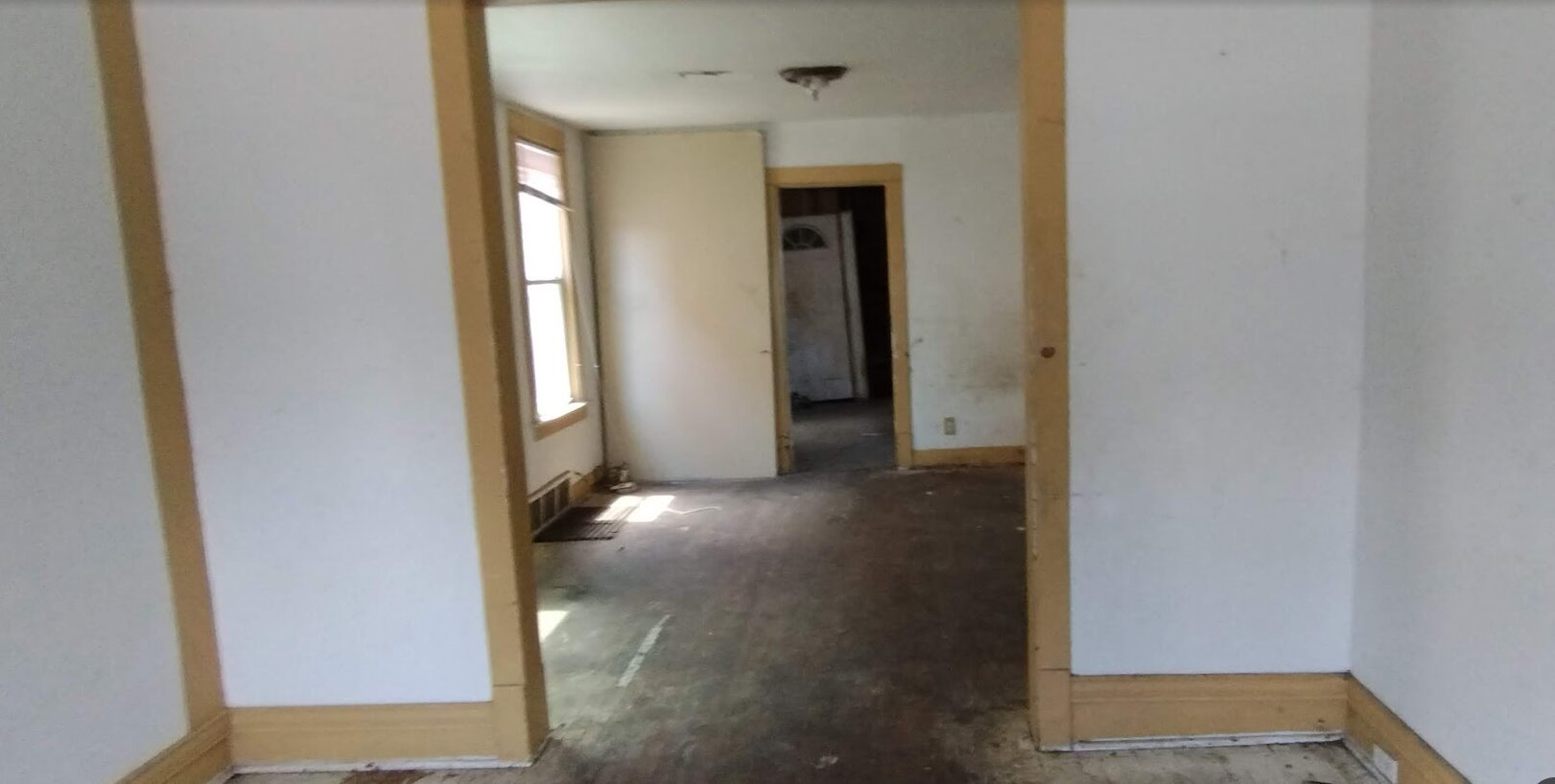 10650 S State Street, Chicago, IL 60628