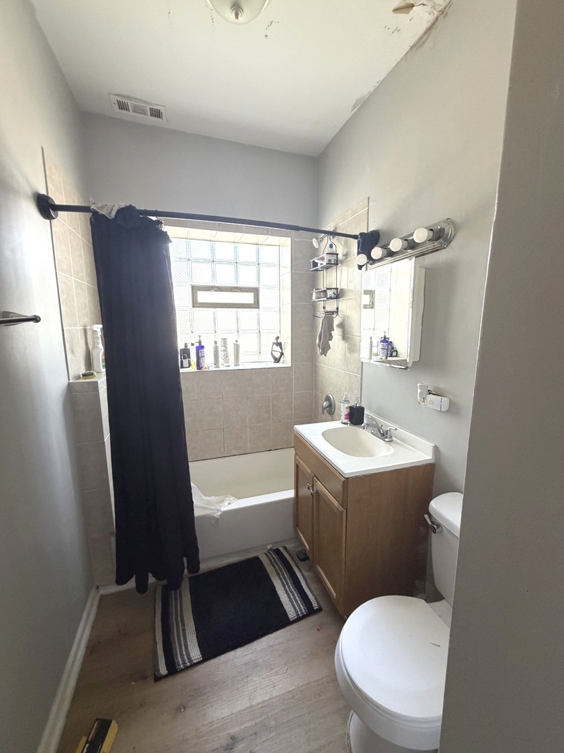 525 W 118th Street, Chicago, IL 60628