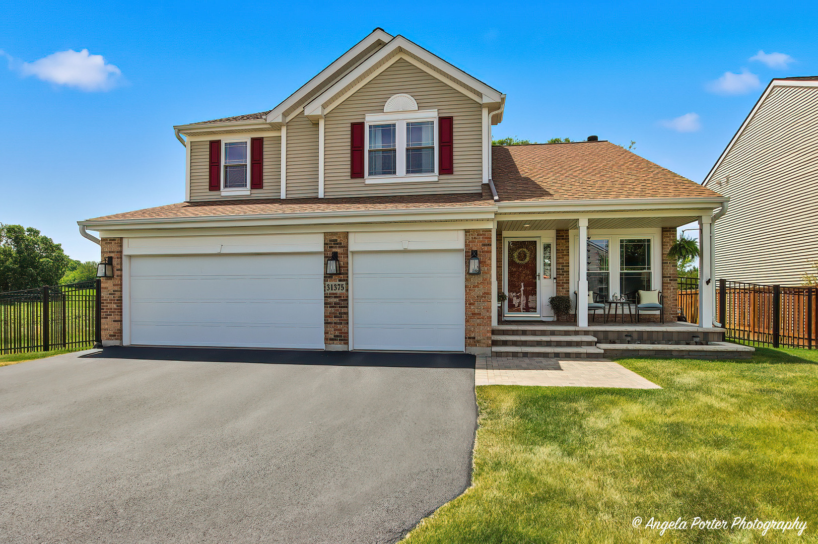 31375 N Pineview Boulevard, Lakemoor, IL 60051