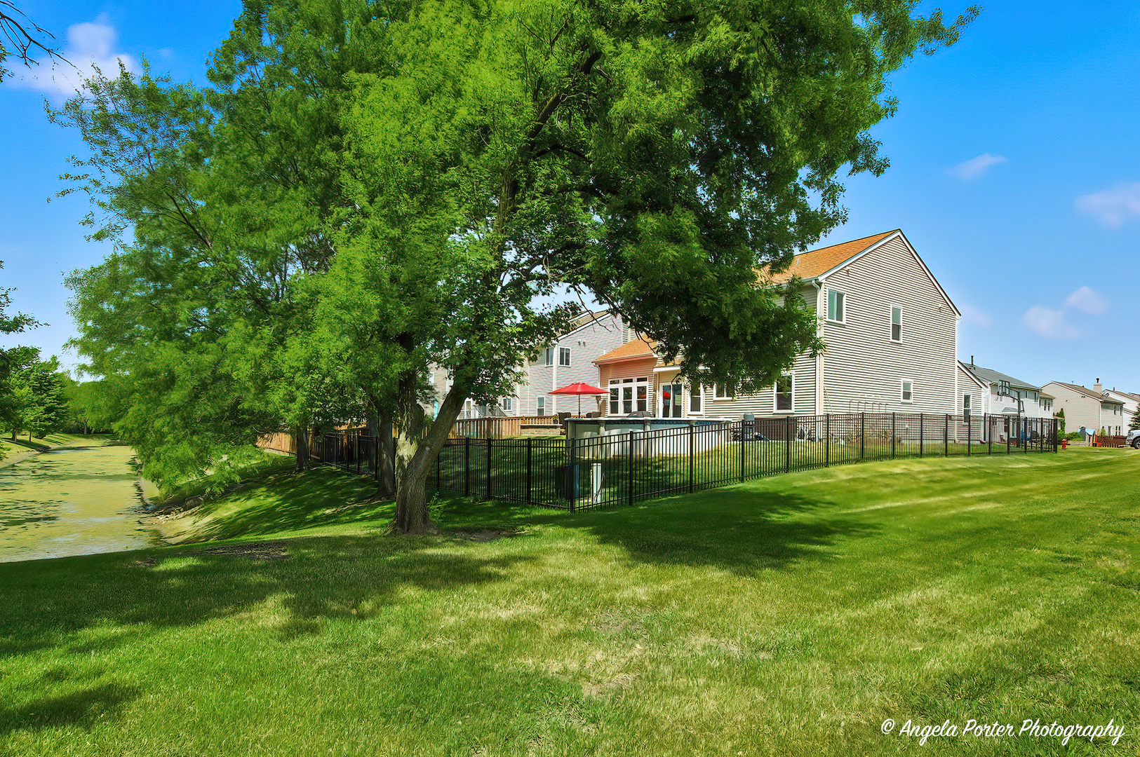 31375 N Pineview Boulevard, Lakemoor, IL 60051
