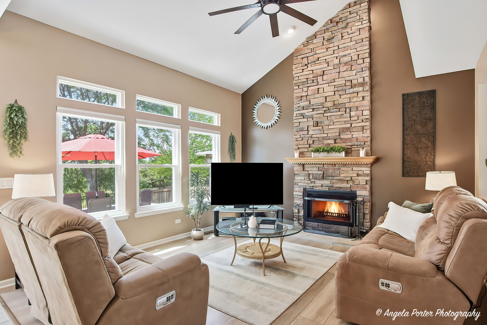 31375 N Pineview Boulevard, Lakemoor, IL 60051
