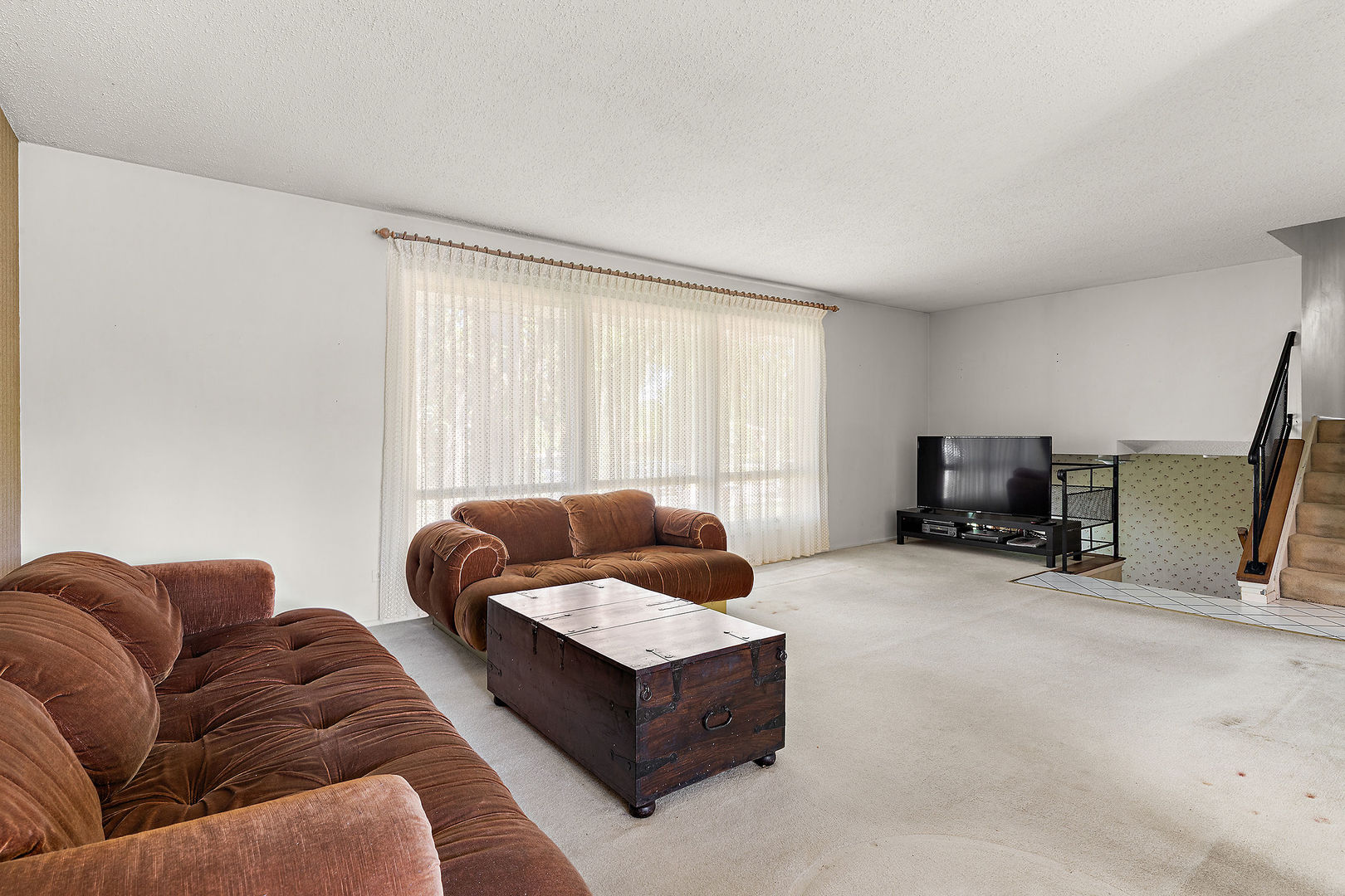 169 Leahy Circle, Des Plaines, IL 60016