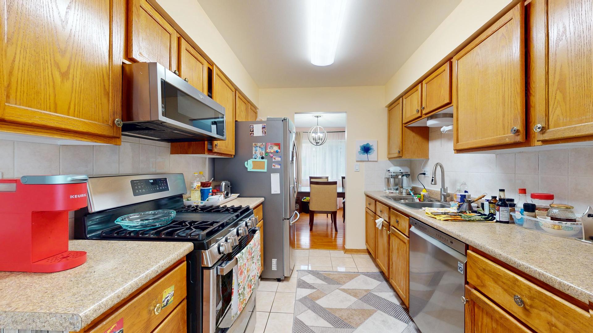 1675 Hopi Trail, Wheeling, IL 60090
