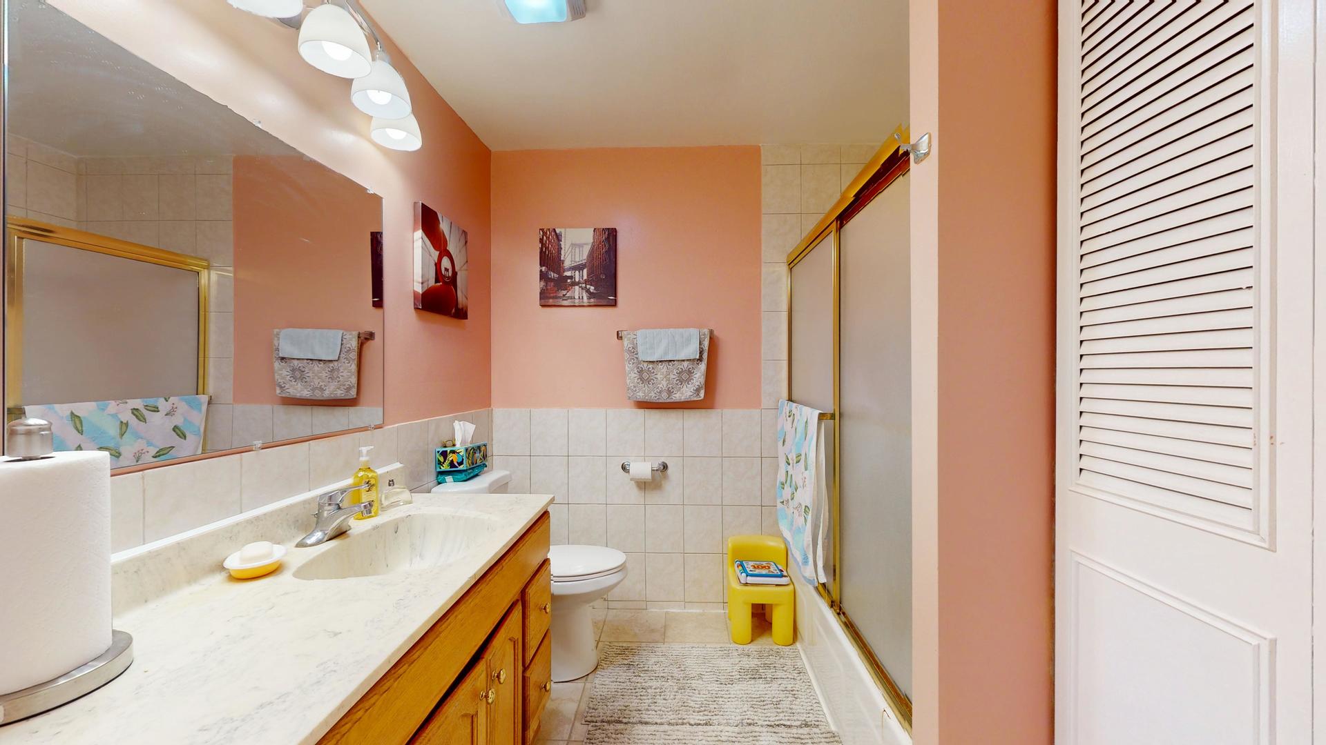 1675 Hopi Trail, Wheeling, IL 60090