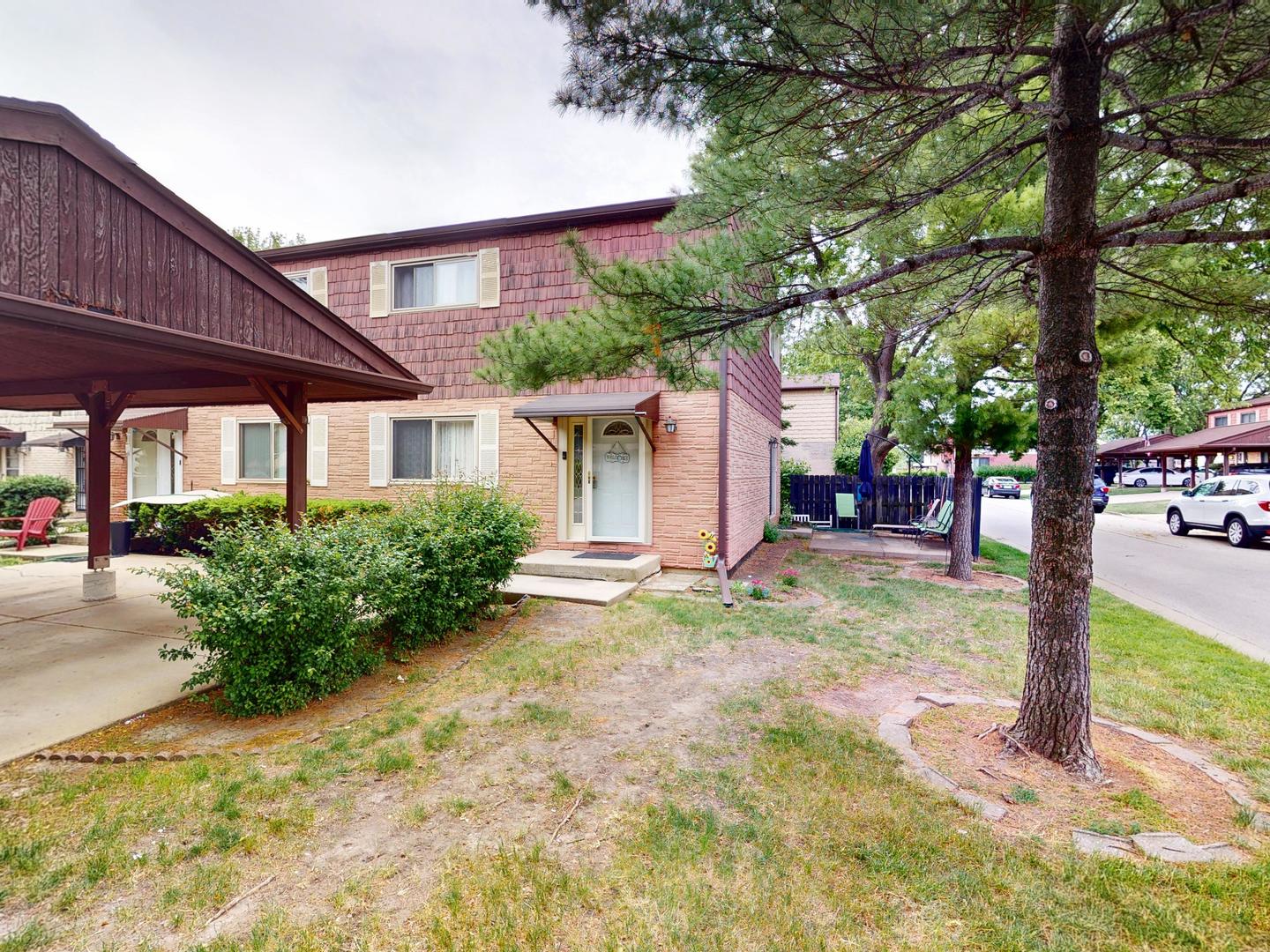 1675 Hopi Trail, Wheeling, IL 60090