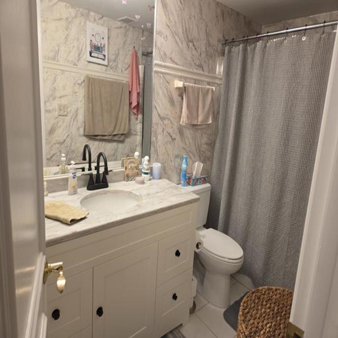8090 Garfield Avenue #3-1, Burr Ridge, IL 60527