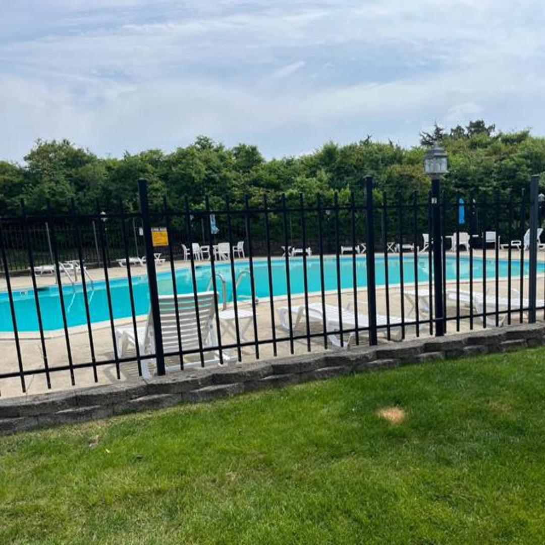 8090 Garfield Avenue #3-1, Burr Ridge, IL 60527