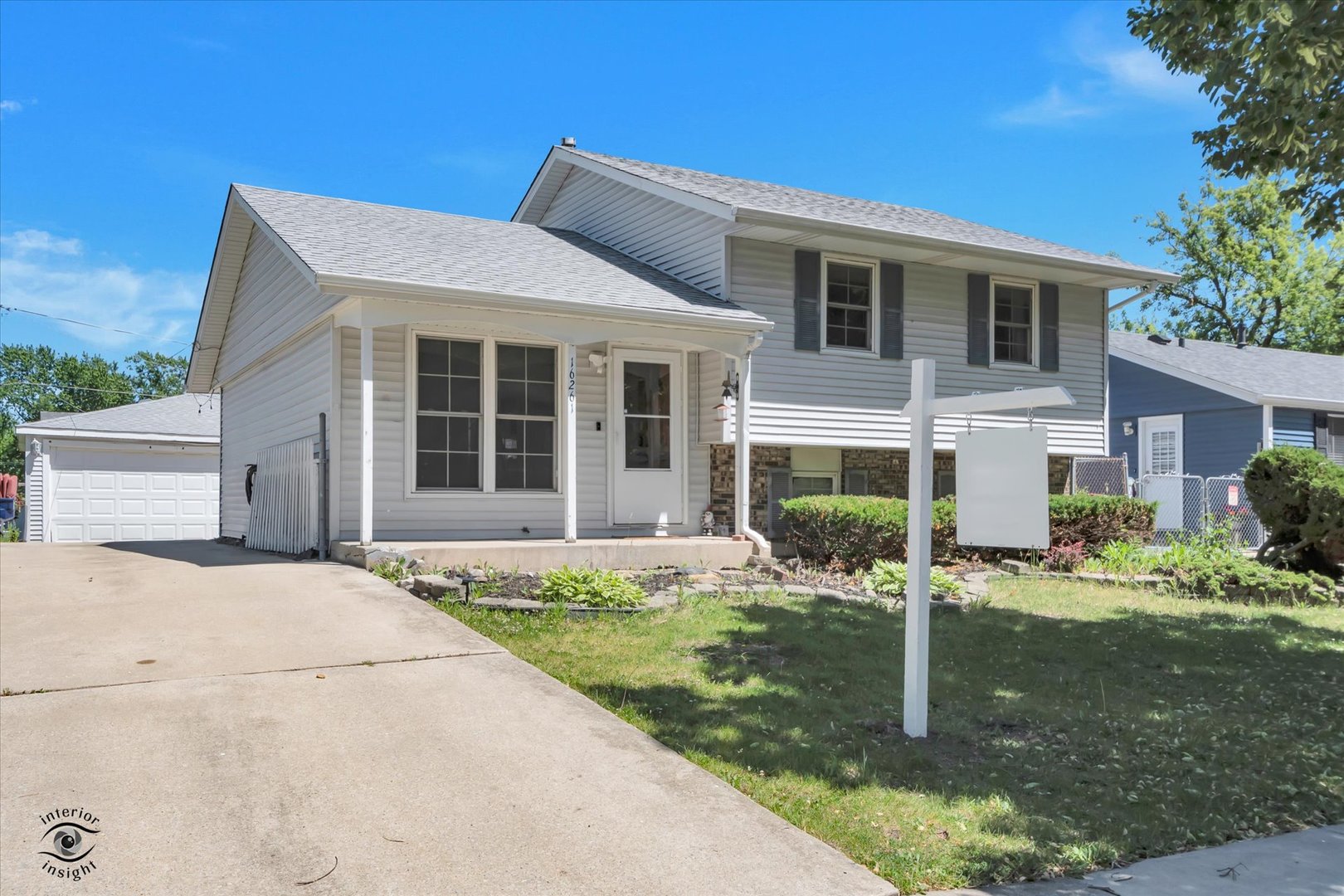 16261 92nd Avenue, Orland Hills, IL 60487