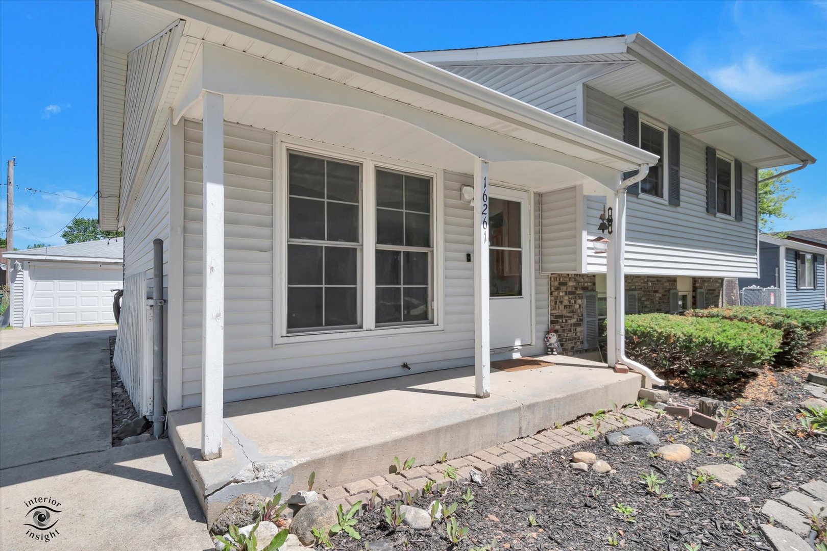 16261 92nd Avenue, Orland Hills, IL 60487