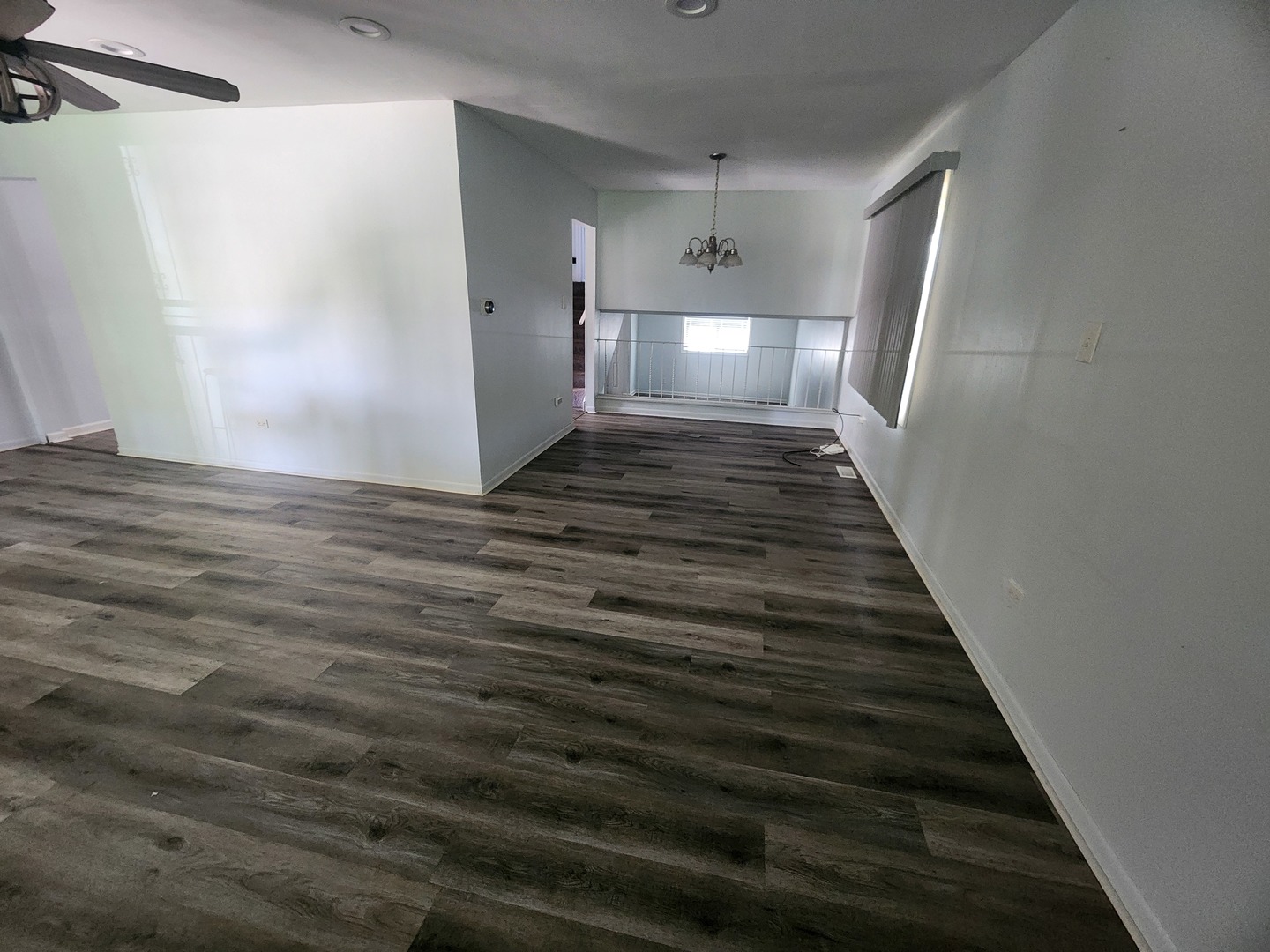 14116 S Hoxie Avenue, Burnham, IL 60633